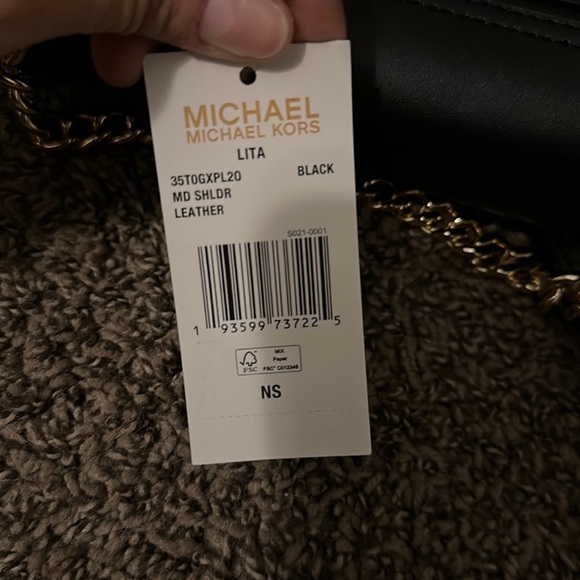 LITA brand new with tag mk!!! black with gold. Crossbody strap - Picture 6 of 6